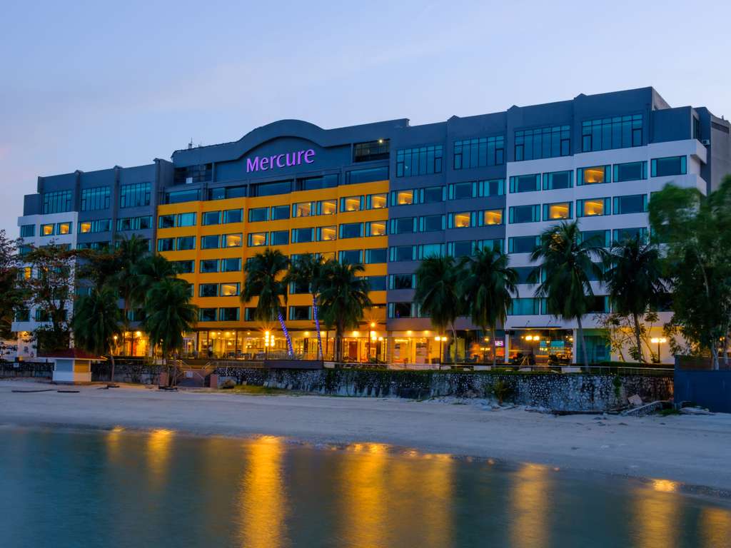 Mercure Penang Beach hotel beside the beach